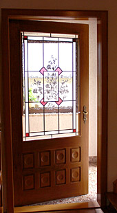 Eingangstür mit echter Glasmalerei und Bleiglas