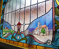 Glasmalerei im Bleiglasfenster